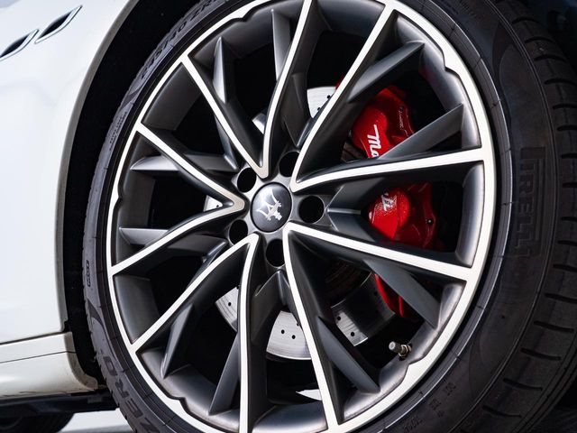 MASERATI MASERATI GHIBLI Sedan 2019