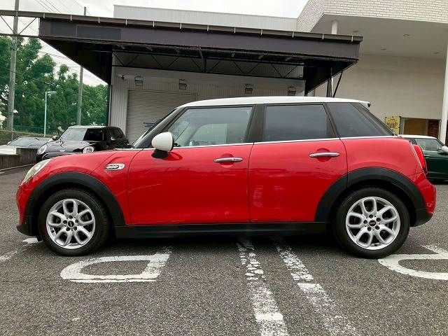 BMW MINI COOPER D 5DOOR 2019