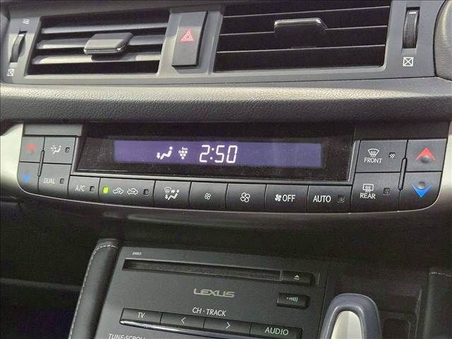 TOYOTA LEXUS CT200h 2014