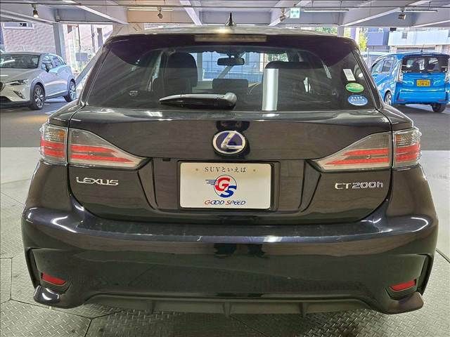 TOYOTA LEXUS CT200h 2014