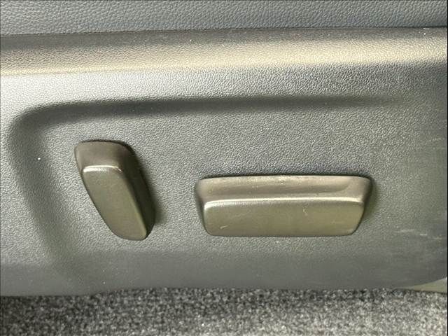 TOYOTA HILUX 4WD 2022