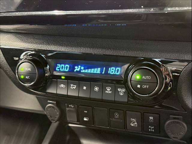 TOYOTA HILUX 4WD 2022