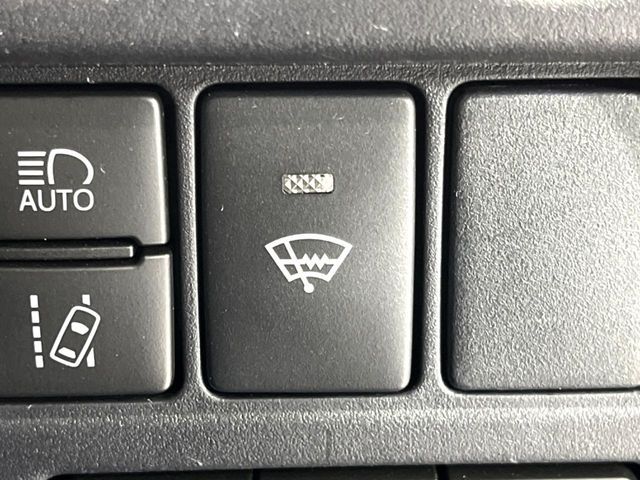 TOYOTA VOXY 4WD 2021