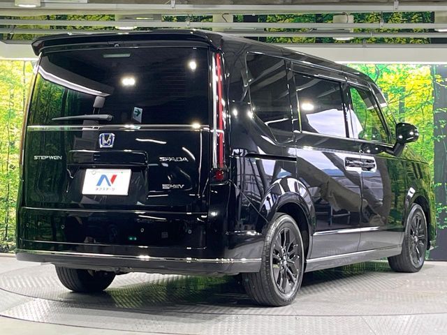 HONDA STEPWAGON e:HEV SPADA 2023