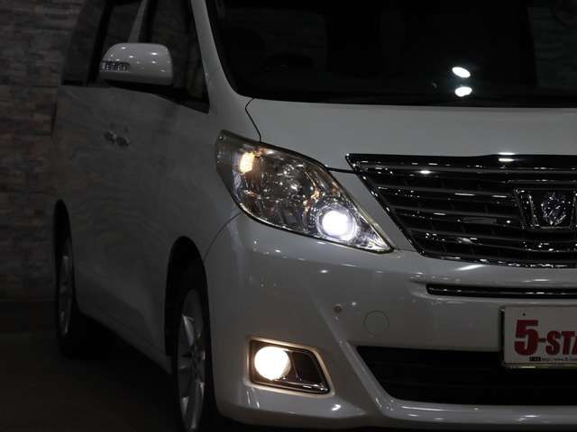 TOYOTA ALPHARD 2014