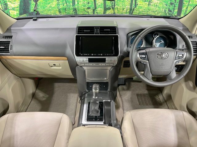 TOYOTA LANDCRUISER PRADO 2023