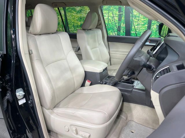 TOYOTA LANDCRUISER PRADO 2023