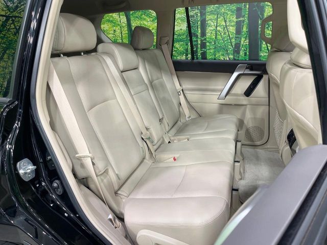 TOYOTA LANDCRUISER PRADO 2023