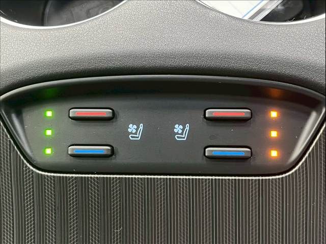 TOYOTA HARRIER 2WD 2021