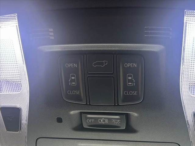 TOYOTA VELLFIRE 2016