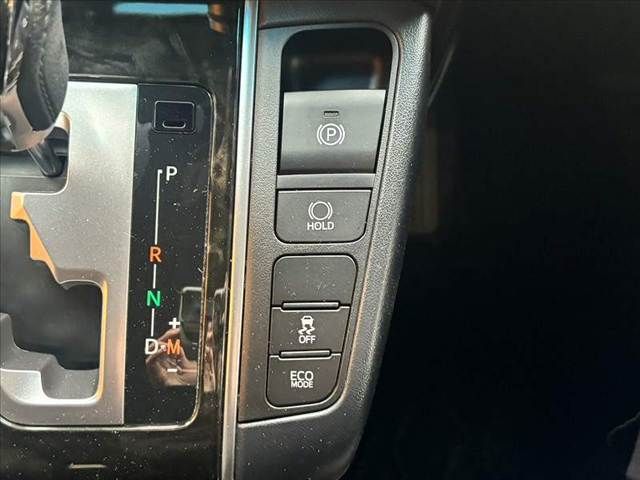 TOYOTA VELLFIRE 2016