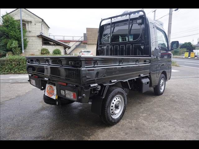 DAIHATSU HIJET truck 4WD 2022