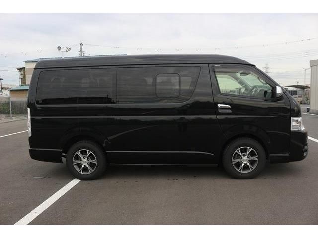 TOYOTA HIACE wagon 2018