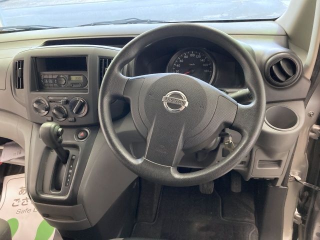 NISSAN NV200 VANETTE van 2020