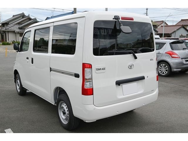TOYOTA TOWNACE van 2WD 2025