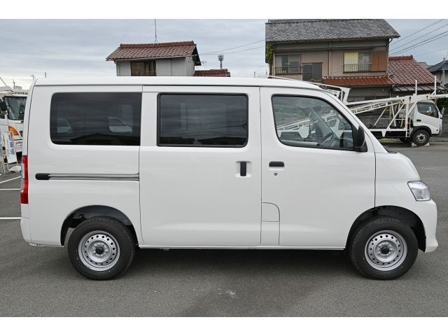 TOYOTA TOWNACE van 2WD 2025