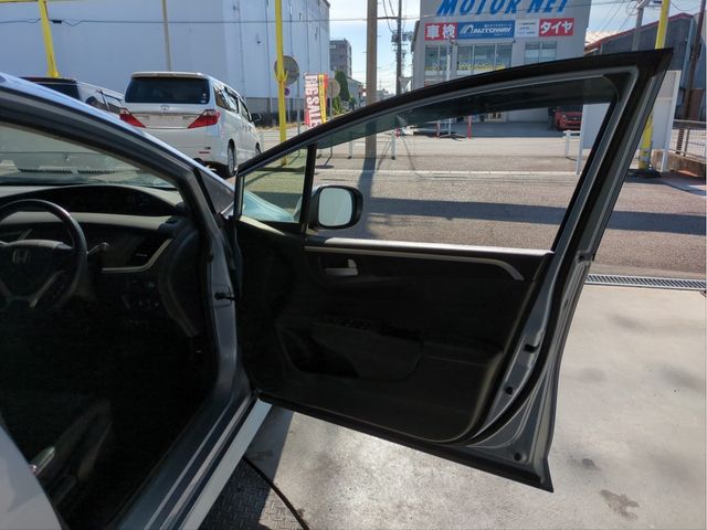 HONDA JADE HYBRID 2015