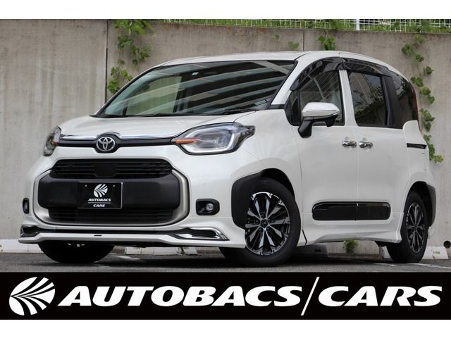 TOYOTA SIENTA HYBRID 2022