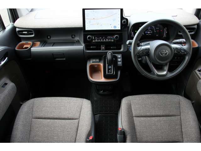 TOYOTA SIENTA HYBRID 2022