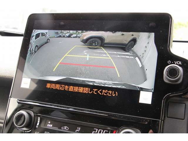 TOYOTA SIENTA HYBRID 2022