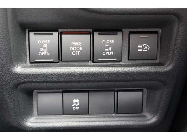 TOYOTA SIENTA HYBRID 2022