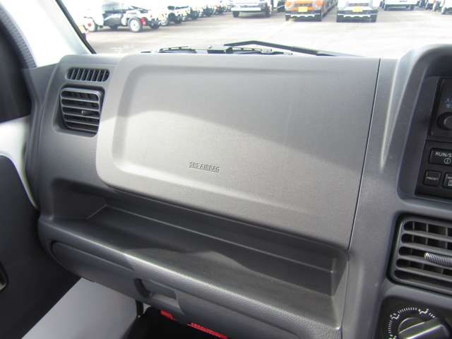 MITSUBISHI MINICAB truck 2024