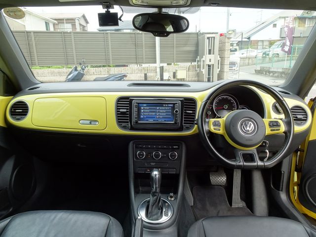 VOLKSWAGEN VOLKSWAGEN The BEETLE 2014