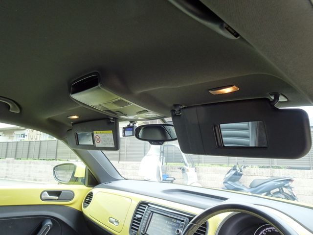 VOLKSWAGEN VOLKSWAGEN The BEETLE 2014