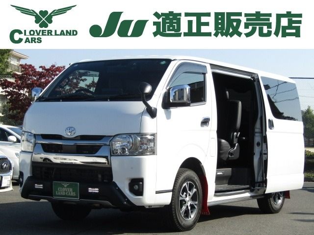 TOYOTA HIACE van 4WD 2022