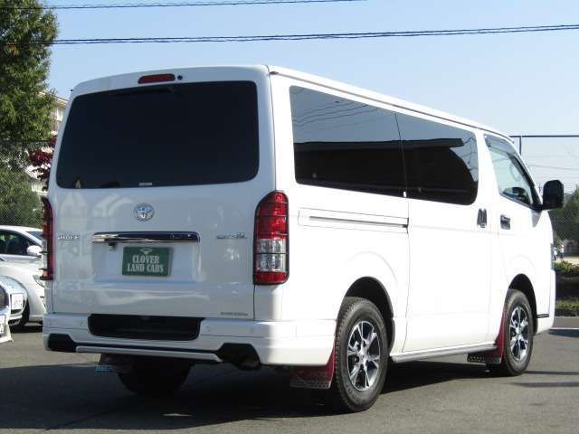 TOYOTA HIACE van 4WD 2022