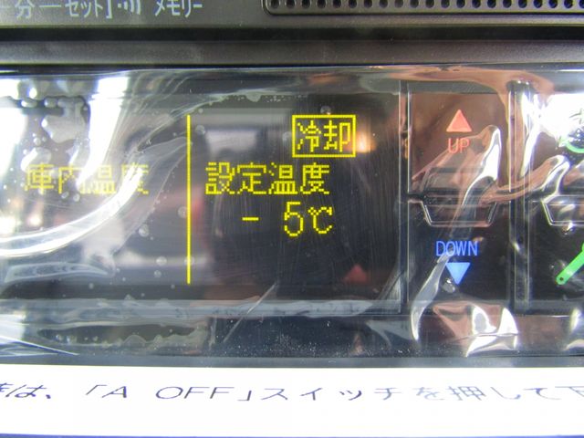 MITSUBISHI MINICAB truck 4WD 2024