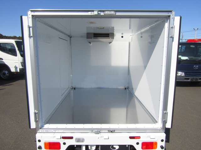 MITSUBISHI MINICAB truck 4WD 2024