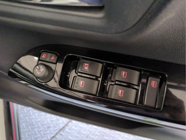 DAIHATSU CAST SPORT 2017