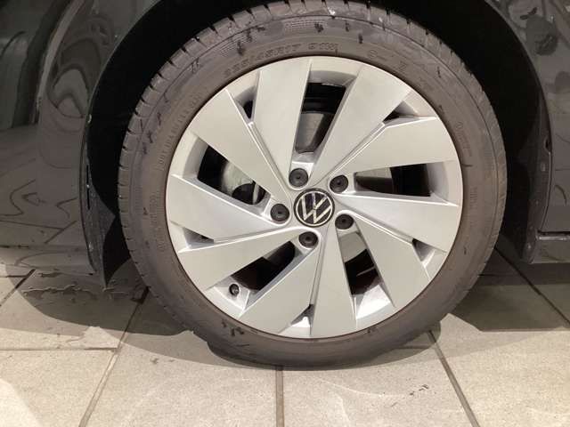 VOLKSWAGEN VOLKSWAGEN GOLF 2025