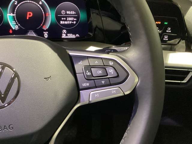 VOLKSWAGEN VOLKSWAGEN GOLF 2025