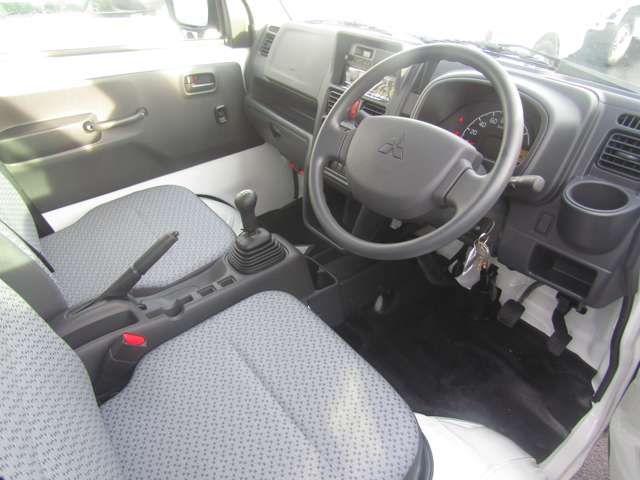 MITSUBISHI MINICAB truck 4WD 2024