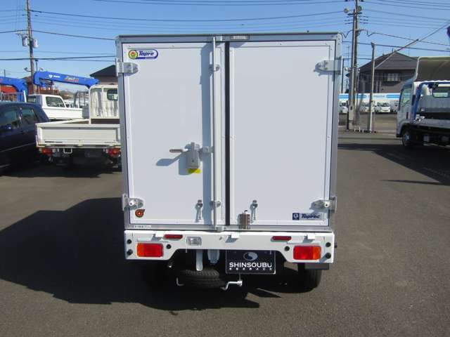 MITSUBISHI MINICAB truck 4WD 2024