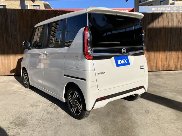 NISSAN ROOX 2024