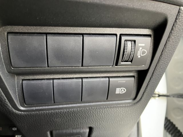 TOYOTA YARIS HYBRID 2020