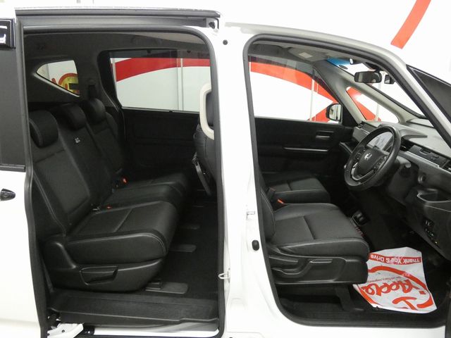 HONDA FREED plus HYBRID 4WD 2020