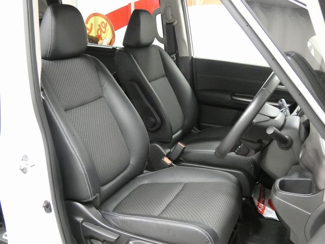 HONDA FREED plus HYBRID 4WD 2020