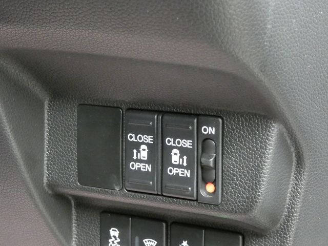 HONDA FREED plus HYBRID 4WD 2020