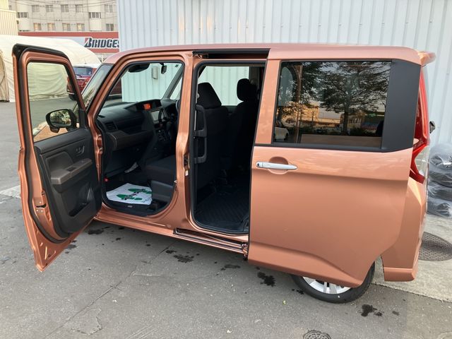 TOYOTA ROOMY 4WD 2021