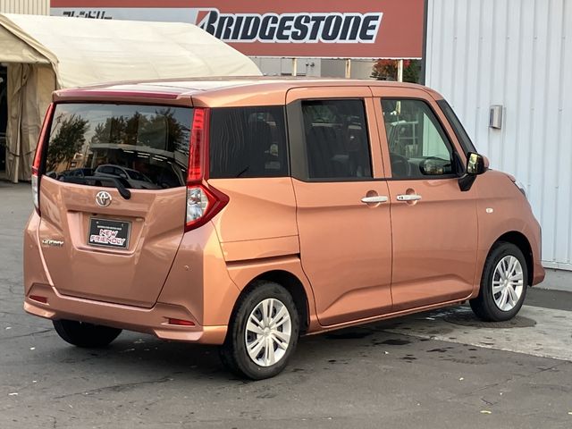 TOYOTA ROOMY 4WD 2021