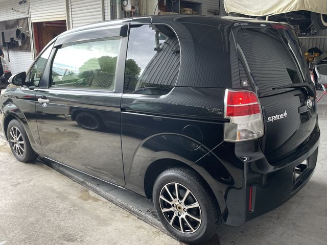 TOYOTA SPADE 2013