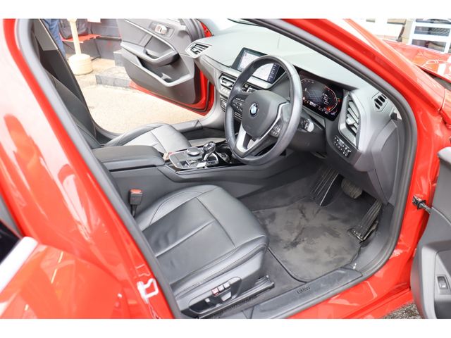 BMW BMW 1series 2020