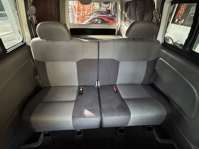 NISSAN NV350 CARAVAN 2012