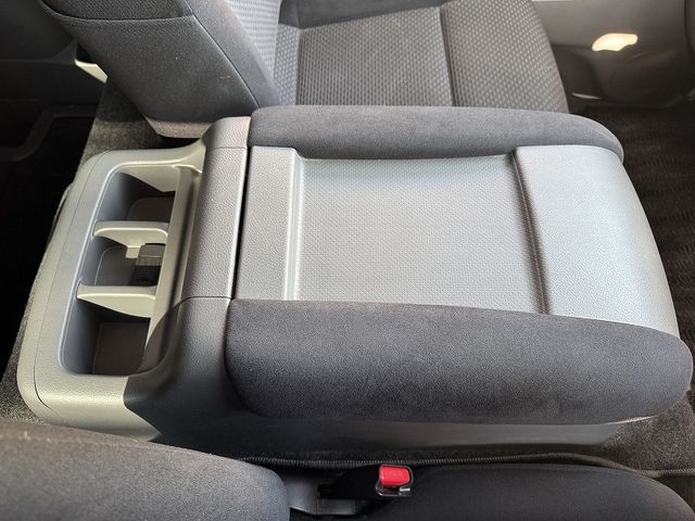 NISSAN NV350 CARAVAN 2012