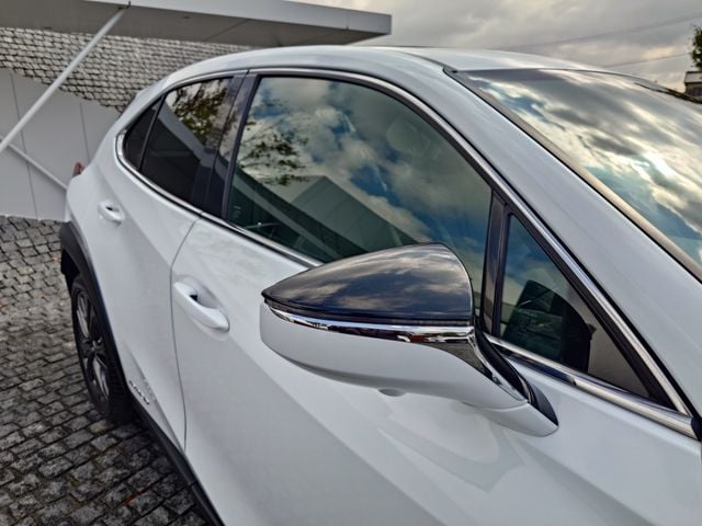 TOYOTA LEXUS UX250h 2019