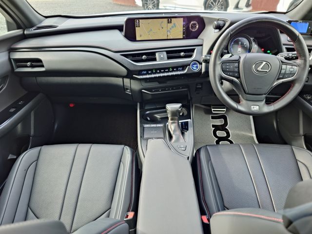 TOYOTA LEXUS UX250h 2019